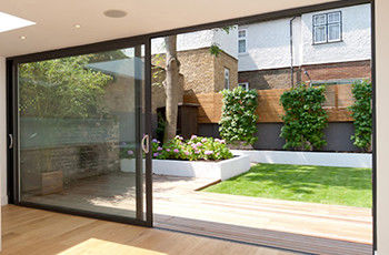 অ্যালুমিনিয়াম প্রোফাইল সহ কাস্টমাইজড আউটডোর অ্যালুমিনিয়াম স্লাইডিং দরজা