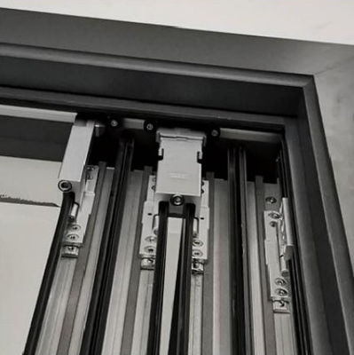 আইসোলেটেড গ্লাস অ্যালুমিনিয়াম ভাঁজ প্যাটিও দরজা কাস্টমাইজড অ্যালুমিনিয়াম Bifold দরজা সাদা