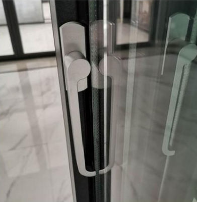 ক্ষয় প্রতিরোধী অ্যালুমিনিয়াম ভাঁজ দরজা তাপ বিরতি স্লিমলাইন অ্যালুমিনিয়াম দ্বিগুণ দরজা