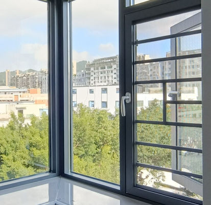 কাস্টমাইজযোগ্য ১.২ মিমি অ্যালুমিনিয়াম কেসমেন্ট সুইং উইন্ডো আধুনিক নকশা