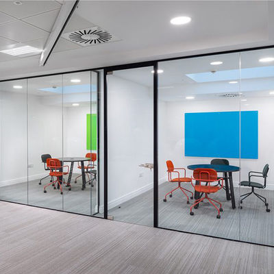 আধুনিক নকশা ঘন ফ্রেম গ্লাস হরম গ্লাস সঙ্গে অফিস দেয়াল