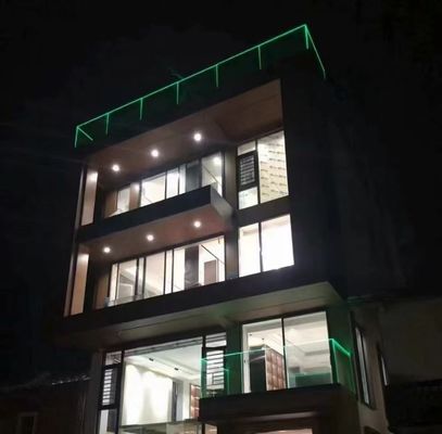 সহজ ইনস্টলেশন অ্যালুমিনিয়াম ইউ চ্যানেল গ্লাস রেলিং LED আলো সঙ্গে আধুনিক
