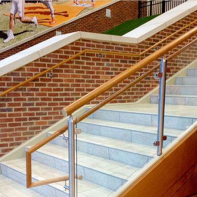 ফ্রেমহীন টেম্পারেড গ্লাস প্যানেল সিঁড়ি রেলিং নিয়মিত নকশা আর্ক গ্রিপ ক্ল্যাম্প 304 316 ফিটিং